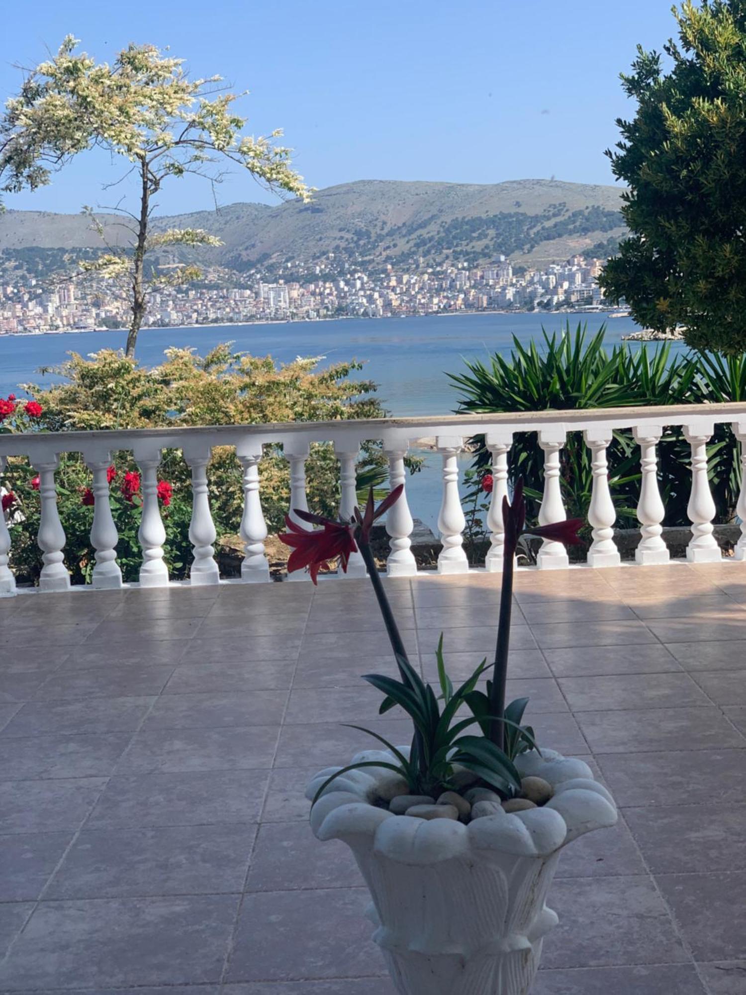 Hotel Dodona Саранда Екстер'єр фото