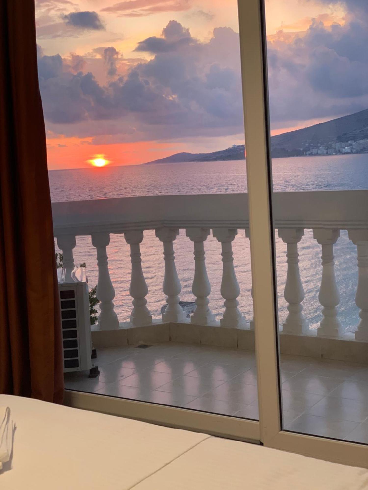 Hotel Dodona Саранда Екстер'єр фото