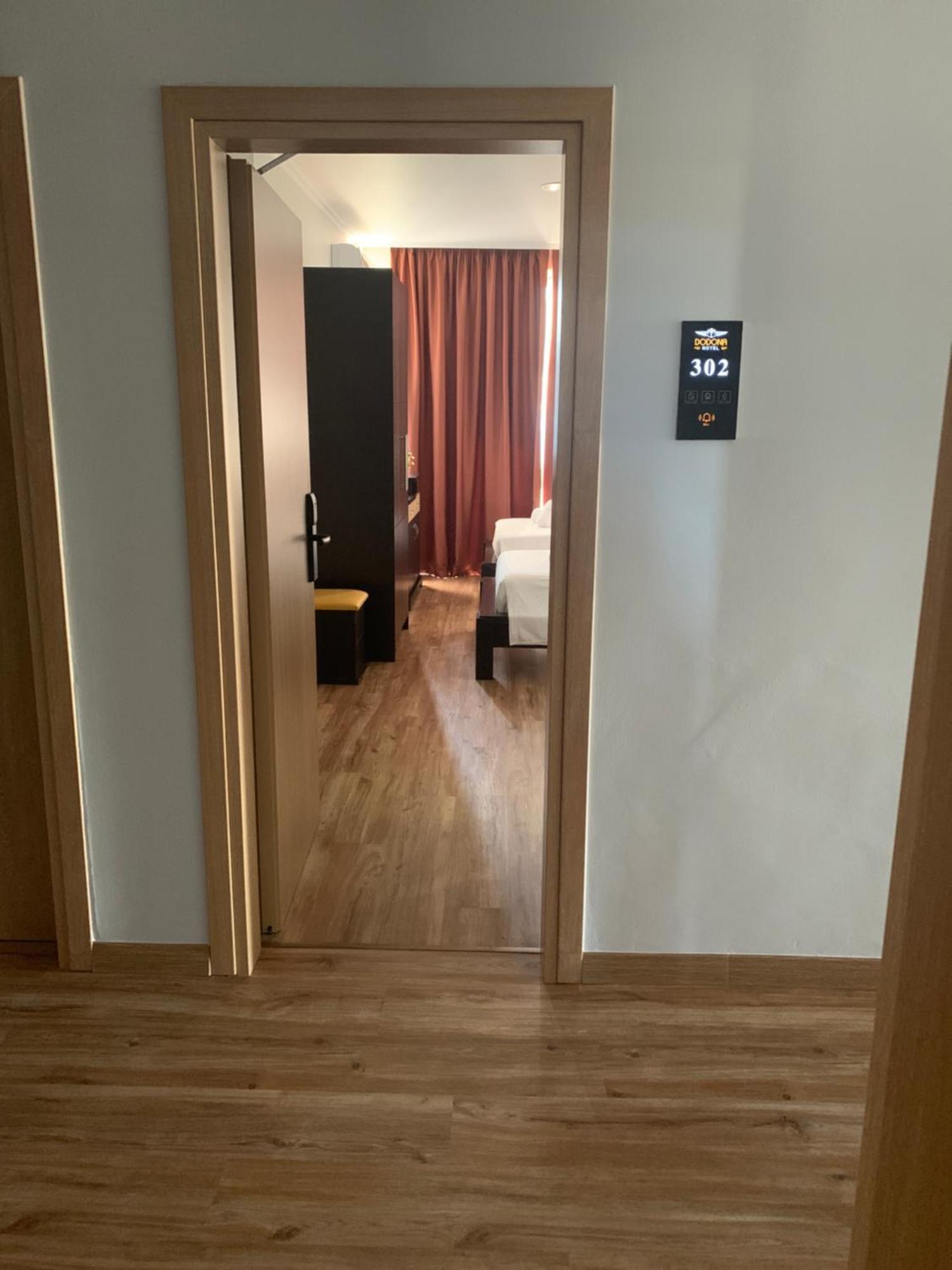 Hotel Dodona Саранда Екстер'єр фото
