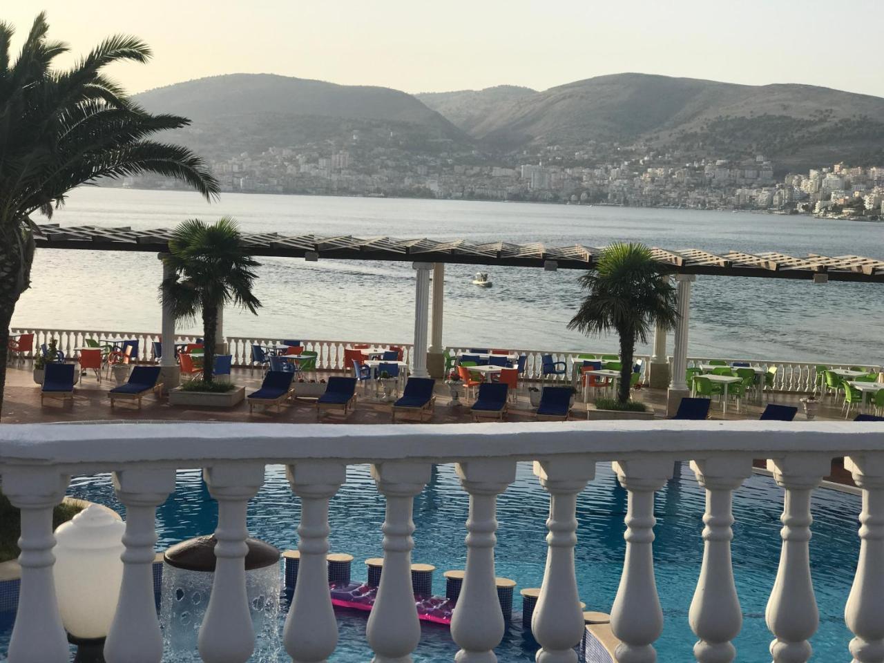 Hotel Dodona Саранда Екстер'єр фото